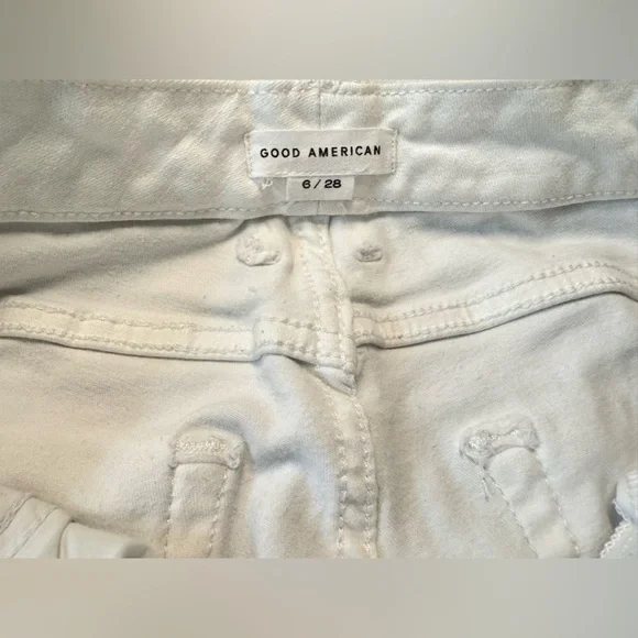 Good American | Good Legs Cropped Jeans (6/28) Inseam 27”​ - Picture 9 of 9